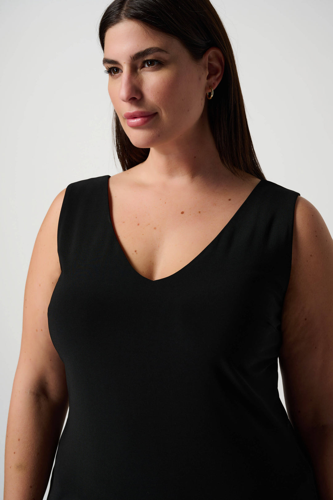 Classic V neck Camisole - Black 201546