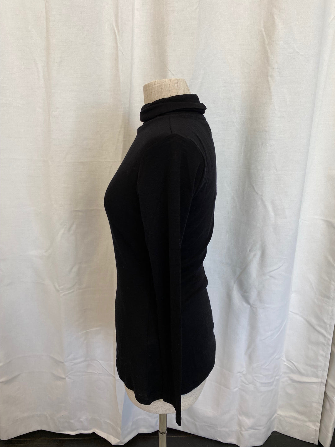 Fine Merino Polo Neck Top - Black