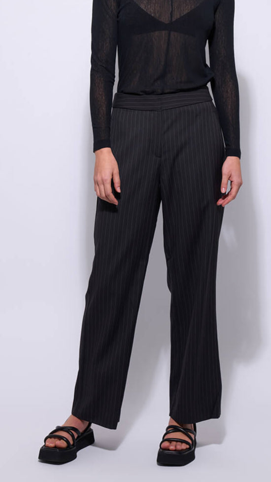 Hepburn Pant - Ebony Stripe