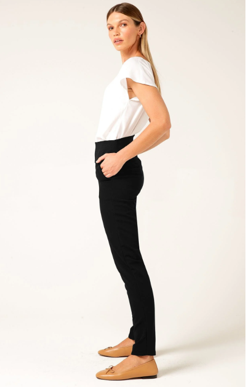 Tapered Leg Pull On Pant - Black